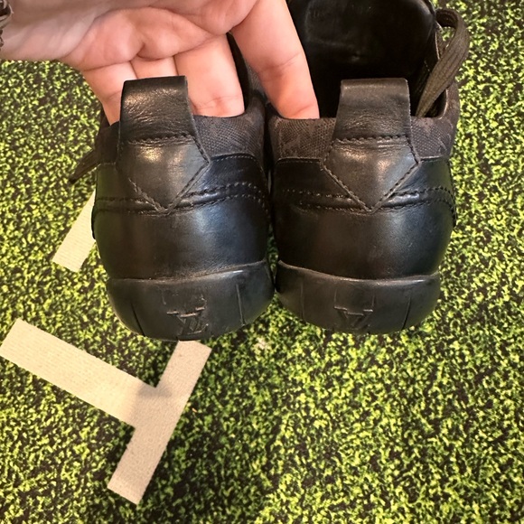 Louis vuitton black monogram leather canvas Trainers/ Shoes Men’s size 9US/39EU - Picture 5 of 7